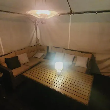 بيت خشبي Private Sauna Village With A Hot Tub And Sauna Kärdla